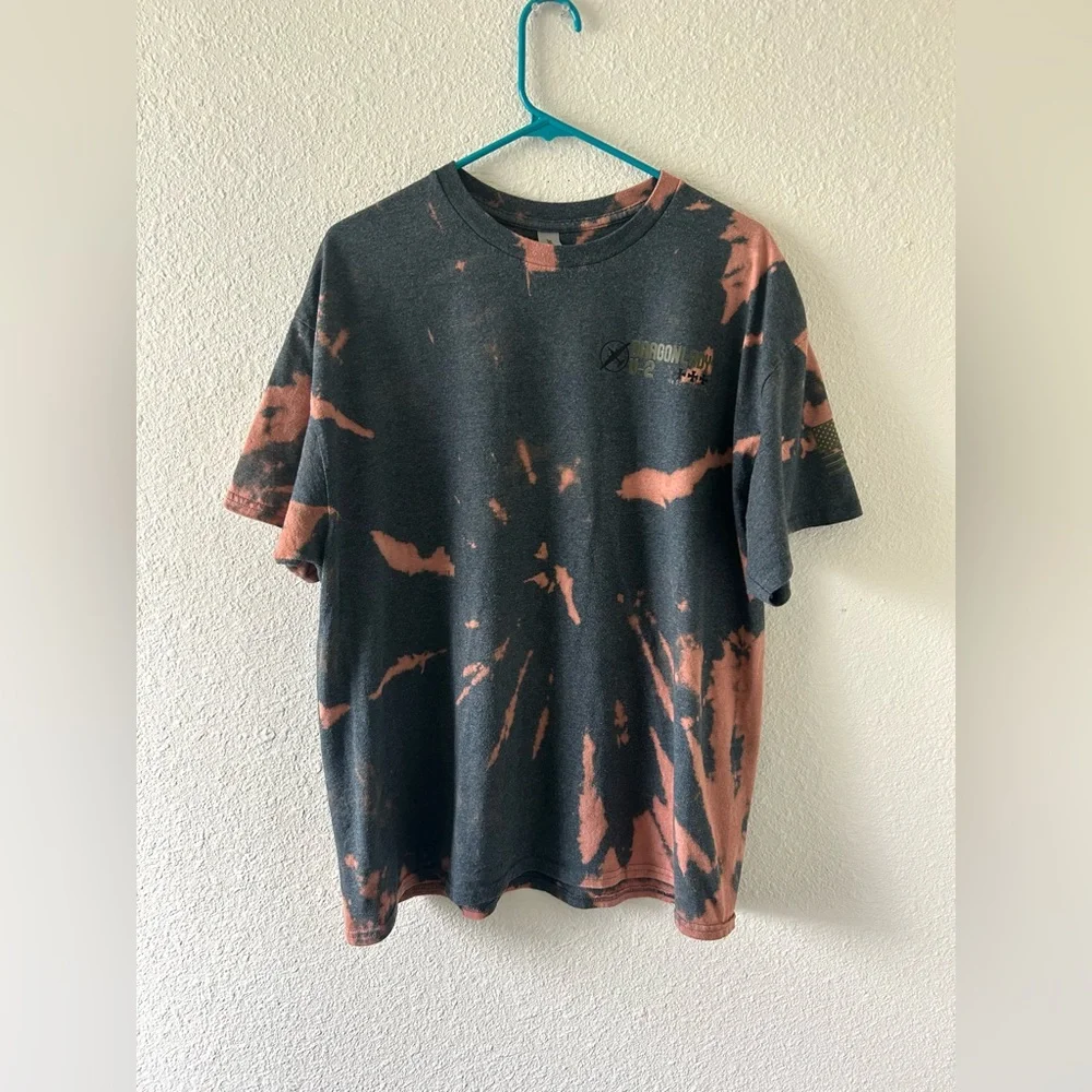 Bleach Dyed Gildan Graphic Tee – XL - Picture 11 of 11